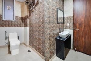 Koupelna v ubytování Super Townhouse Sector 121 Noida
