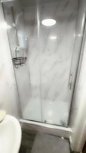 Ένα μπάνιο στο Cosy Ensuite Room