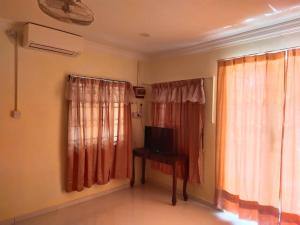 Φωτογραφία από το άλμπουμ του Teratak Desa Cemerlang 3 σε Kuala Kangsar