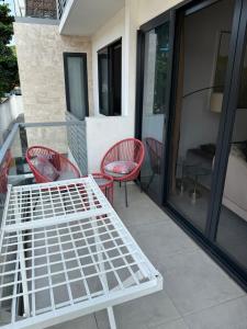 Galeriebild der Unterkunft EasyStay Premier 2BDR Tribute House in Accra