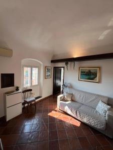 Χώρος καθιστικού στο Paradiso sul mare - Finale Ligure