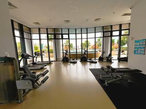 Phòng/tiện nghi tập thể dục tại Almas Suites Tower Design Puteri Harbour
