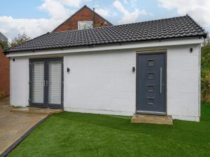 Foto sihtkohas Kirkstall asuva majutusasutuse Pass the Keys Eden Gardens – Couples’ Holiday Home with Parking galeriist