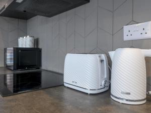 Foto sihtkohas Kirkstall asuva majutusasutuse Pass the Keys Eden Gardens – Couples’ Holiday Home with Parking galeriist +27 fotot