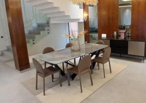 Kuchyň nebo kuchyňský kout v ubytování Villa Soleil Couchant