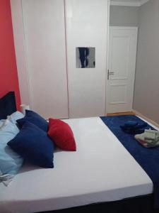 Katil atau katil-katil dalam bilik di Mchouse Prime Stay