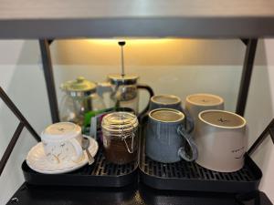 Fotografie z fotogalerie ubytování Cozy Nest Fully-furnished apartment with Manila Skyline View Rooftop v destinaci Angono