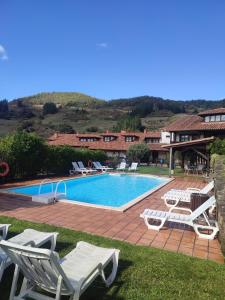 Bazén v ubytování La Hacienda de María nebo v jeho okolí