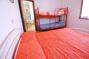 Postel nebo postele na pokoji v ubytování Gorgeous flat 200 mt from the sea