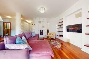 Et opholdsområde på Rose Residence 2 Bedrooms, Terrace, Parking