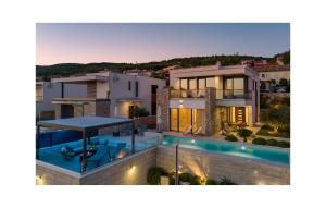 Πισίνα στο ή κοντά στο Stunning Home In Crikvenica +31 φωτογραφίες