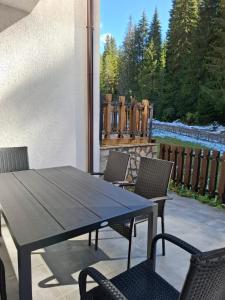 Μπαλκόνι ή βεράντα στο Четири сезона 12