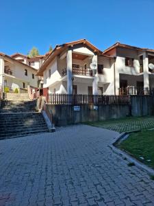 Το κτήριο όπου στεγάζεται  η βίλα