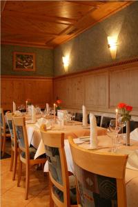 ห้องอาหารหรือที่รับประทานอาหารของ Landgasthof Löwen