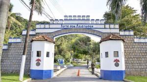 Gallery image of QUARTOS Praia do Tombo Guarujá in Guarujá