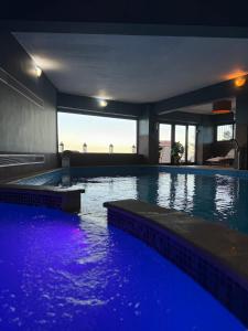 Bazén v ubytování Hotel Iliovasilema nebo v jeho okolí