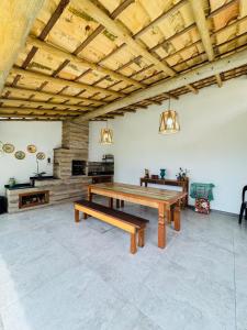 Φωτογραφία από το άλμπουμ του Casa Rústica e Moderna em Búzios! σε Μπούζιους