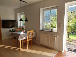 TV a/nebo společenská místnost v ubytování Vinum 36 + 5 fotografií