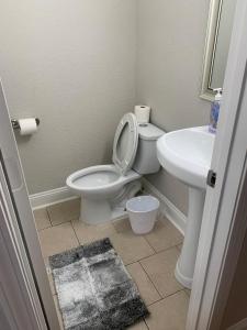 Ένα μπάνιο στο Welcome to our Place!