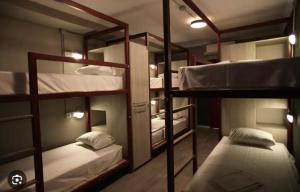 Postel nebo postele na pokoji v ubytování ThreeSixty