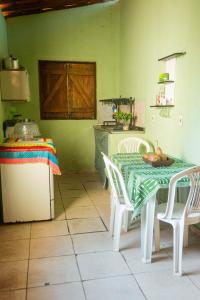 Η κουζίνα ή μικρή κουζίνα στο Casa de Hospedagem Cajueiro