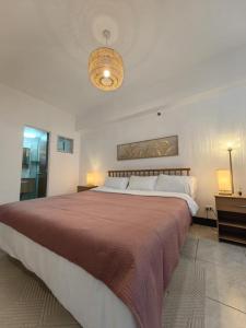 Postel nebo postele na pokoji v ubytování Ocean and City Views 3BR 3BA Cebu Condo with Parking