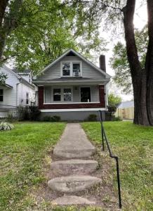 Hoone, kus puhkemaja asub