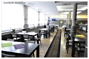 Restaurace v ubytování Hotel Monde