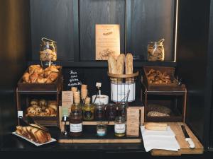 Jídlo v hotelu nebo okolí