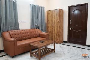 Χώρος καθιστικού στο Cozy Homes - Luxury 2 BHK, 3 Queen beds