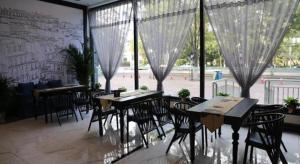 Restaurace v ubytování Xana Hotelle·Yutian