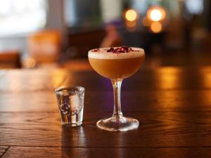 Nápoje v ubytování Novotel Leeds Centre + 88 fotografií