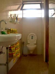 Et badeværelse på House of Mud Eco Friendly Room