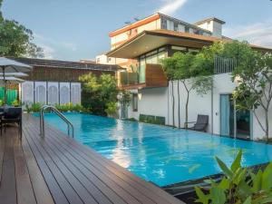 Bazén v ubytování Mira Residence & Resort (halal) nebo v jeho okolí