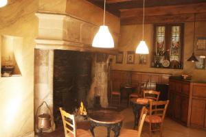 Afbeelding uit fotogalerij van L'Ancienne Auberge in Puycelci