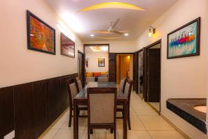 Posezení v ubytování Suite003 by Park Stays