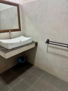 Koupelna v ubytování Blue monkey - Bouldering Guesthouse