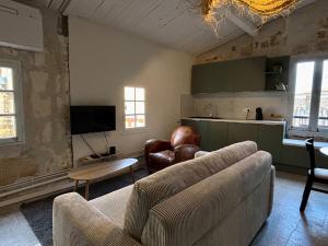 Μια τηλεόραση ή/και κέντρο ψυχαγωγίας στο Vue sur le théâtre antique