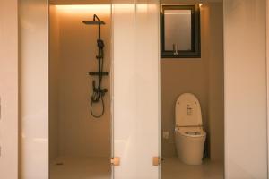 Koupelna v ubytování 今山鼓楼观景民宿