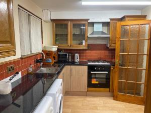 Køkken eller tekøkken på Woodfarm House