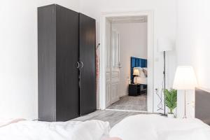 Фотография из галереи Stylish 2BR Apartment, Near U6 Schöpfwerk в Вене