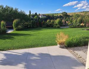 Zahrada ubytování Wohnung mit Schlossblick, 65 qm - ruhig & idyllisch