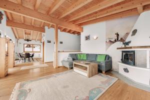 Un lugar para sentarse en Gasthof Leiter´s Hoamatl