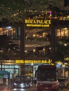 Fotografie z fotogalerie ubytování Roza Palace Cat Ba - Cave Hotel, Swimming Pool & Rooftop v destinaci Cát Bà