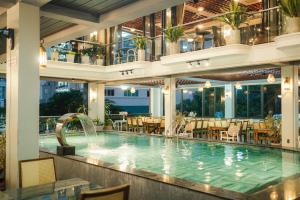 Fotografie z fotogalerie ubytování Roza Palace Cat Ba - Cave Hotel, Swimming Pool & Rooftop v destinaci Cát Bà