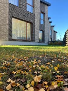 ドルスキニンカイにあるSPA TOWN house Iの紅葉の家