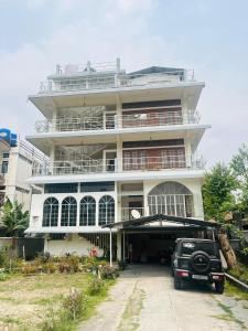 Το κτήριο όπου στεγάζεται  το δωμάτιο σε οικογενειακή κατοικία +10 φωτογραφίες