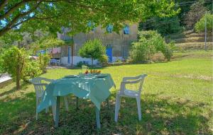 Zahrada ubytování 3 Bedroom Amazing Home In Terrile