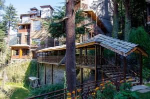 Clădirea în care este situat/ăhotelul