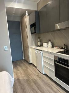 Køkken eller tekøkken på Menlyn Maine 1413 + 6 billeder